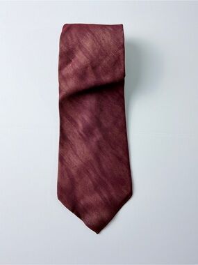 Metropolitan View Men’s Neck Tie Burgundy Mauve Solid Textured Satin